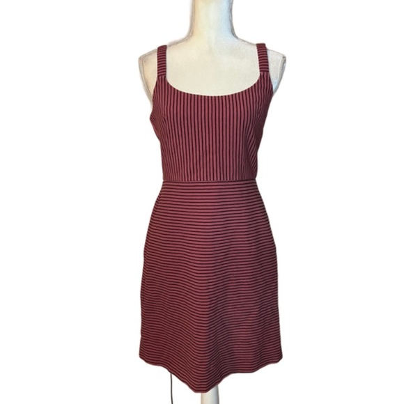 ⭐️LOFT Striped Dress - Picture 1 of 8